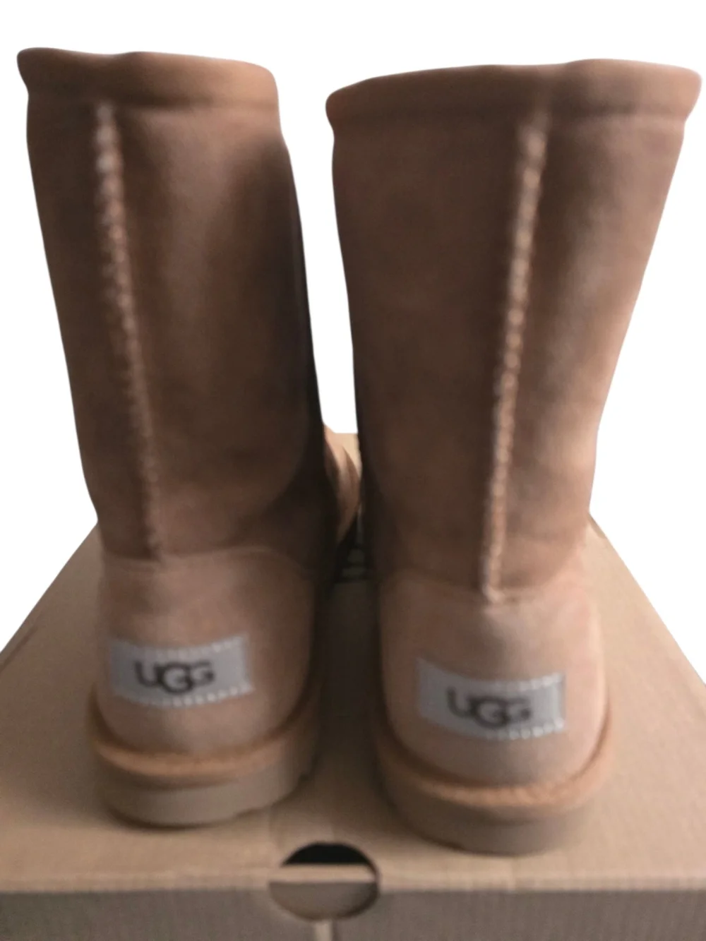 UGG Classic Short Sheepskin Boots - Chestnut
